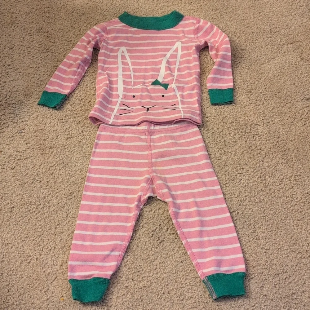 Hanna Andersson Easter Bunny Pink, White & Green Pajama Set Size 2T